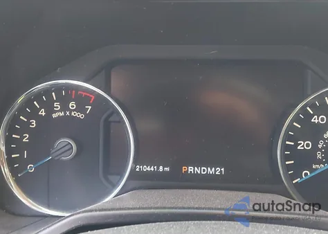 2016 Ford F-150 Lariat z USA, uszkodzony, nr VIN 1FTEW1CG8GKF17810